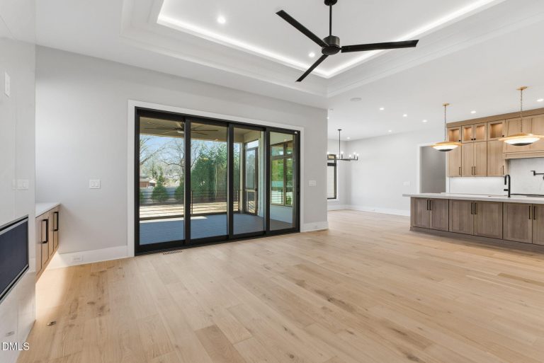 403 Carolyn Court-39